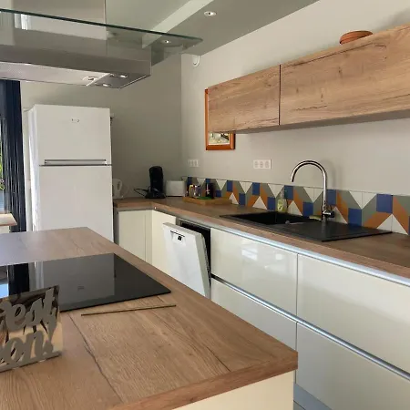 Chic Oree Cezanne A Coup De Coeur T2 Neuf A Louer Sanary-sur-Mer